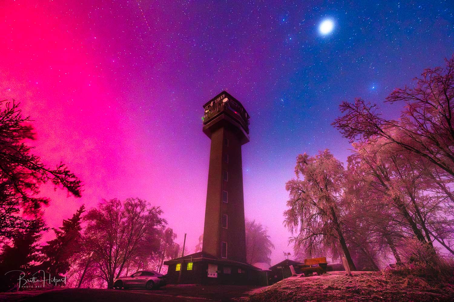 Polarlicht am Köppelturm im Westerwald in herrlicher Winterlandschaft im Januar 2026